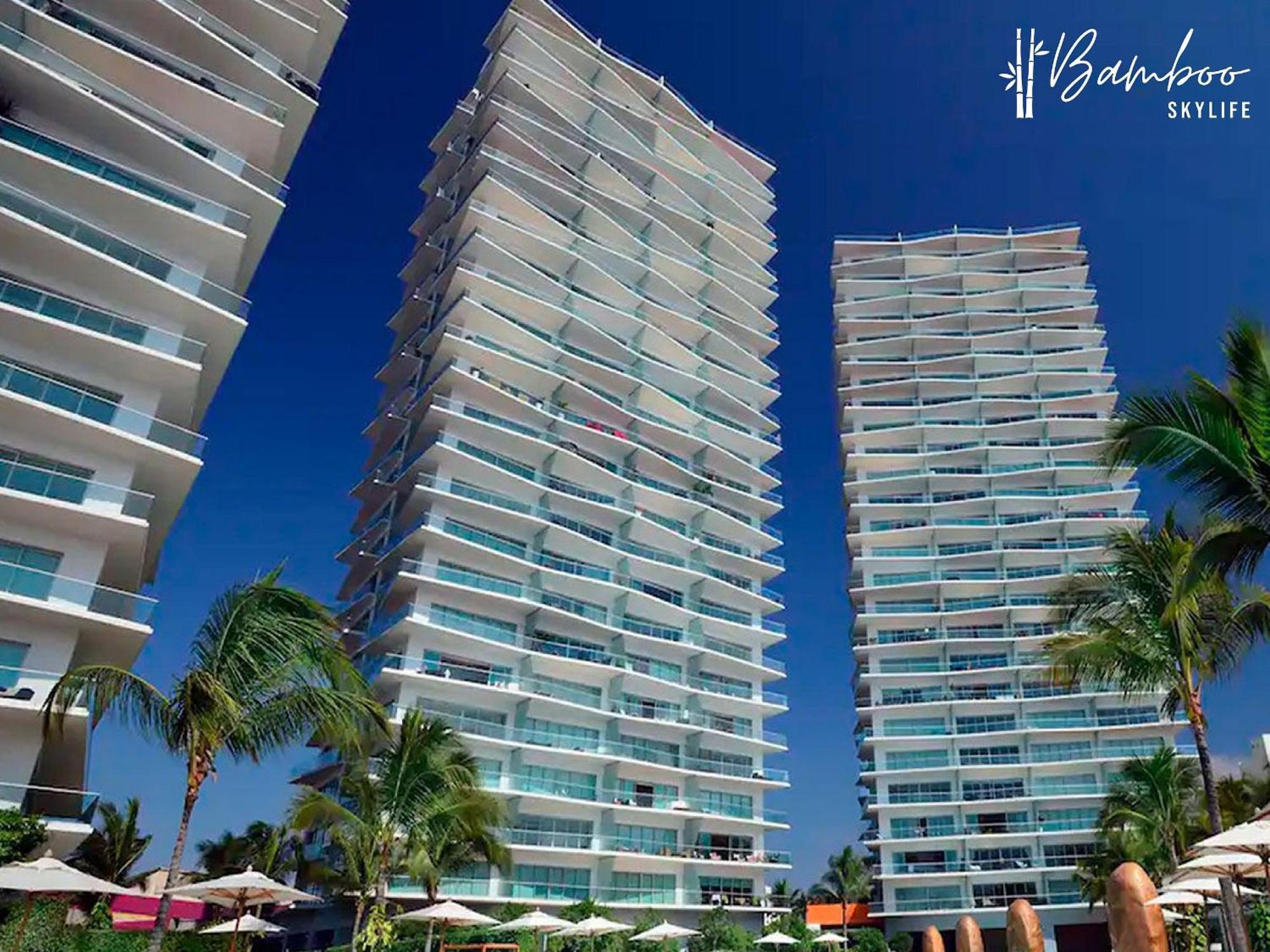 Icon Vallarta Beach Front By Bamboo Skylife Puerto Vallarta Esterno foto