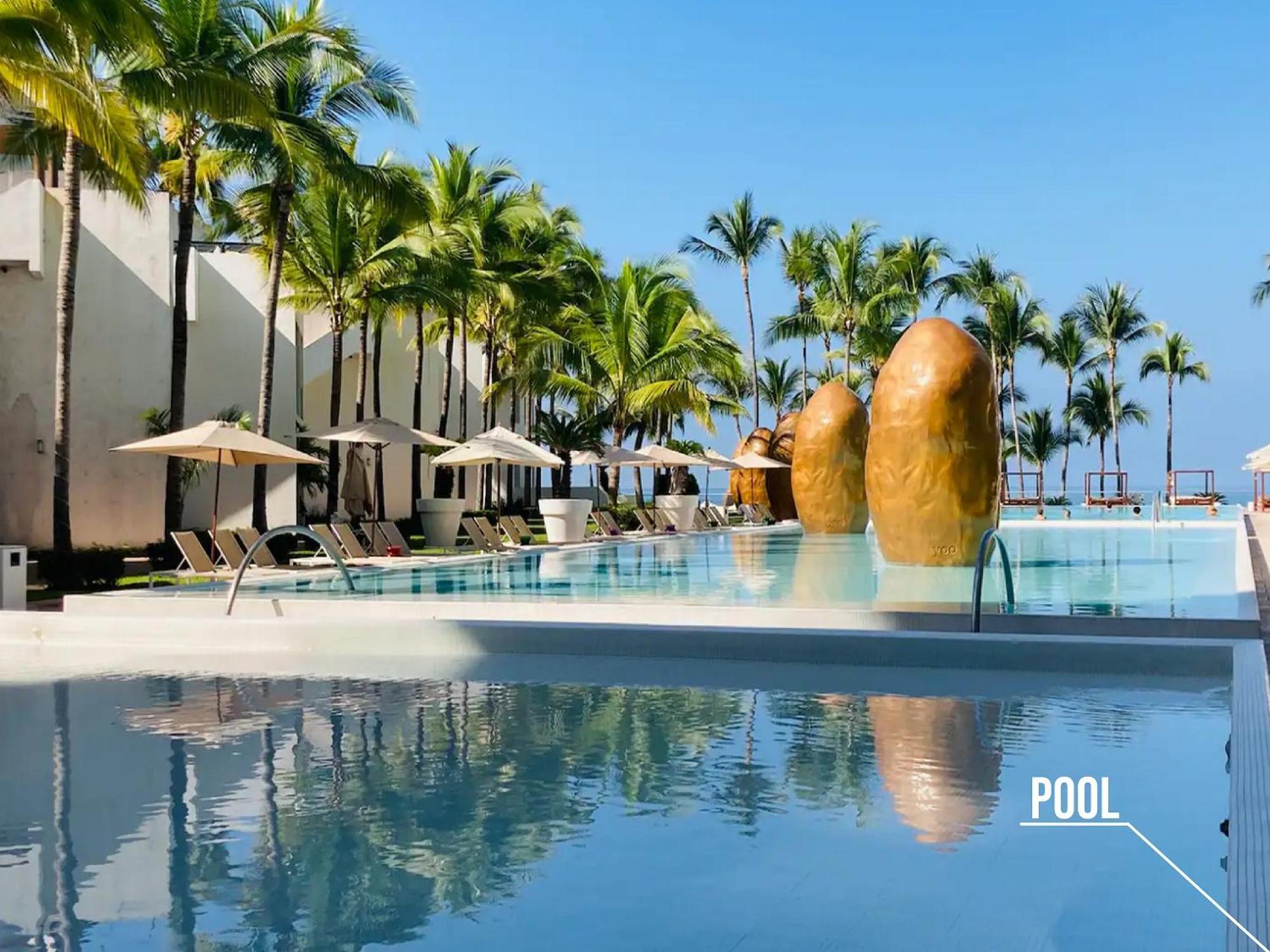 Icon Vallarta Beach Front By Bamboo Skylife Puerto Vallarta Esterno foto